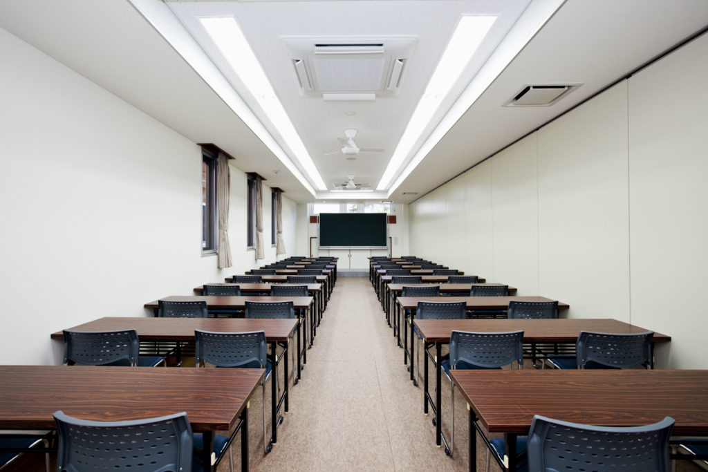 勉強合宿は本当に意味がないのか？効果の真相と改善策を徹底検証