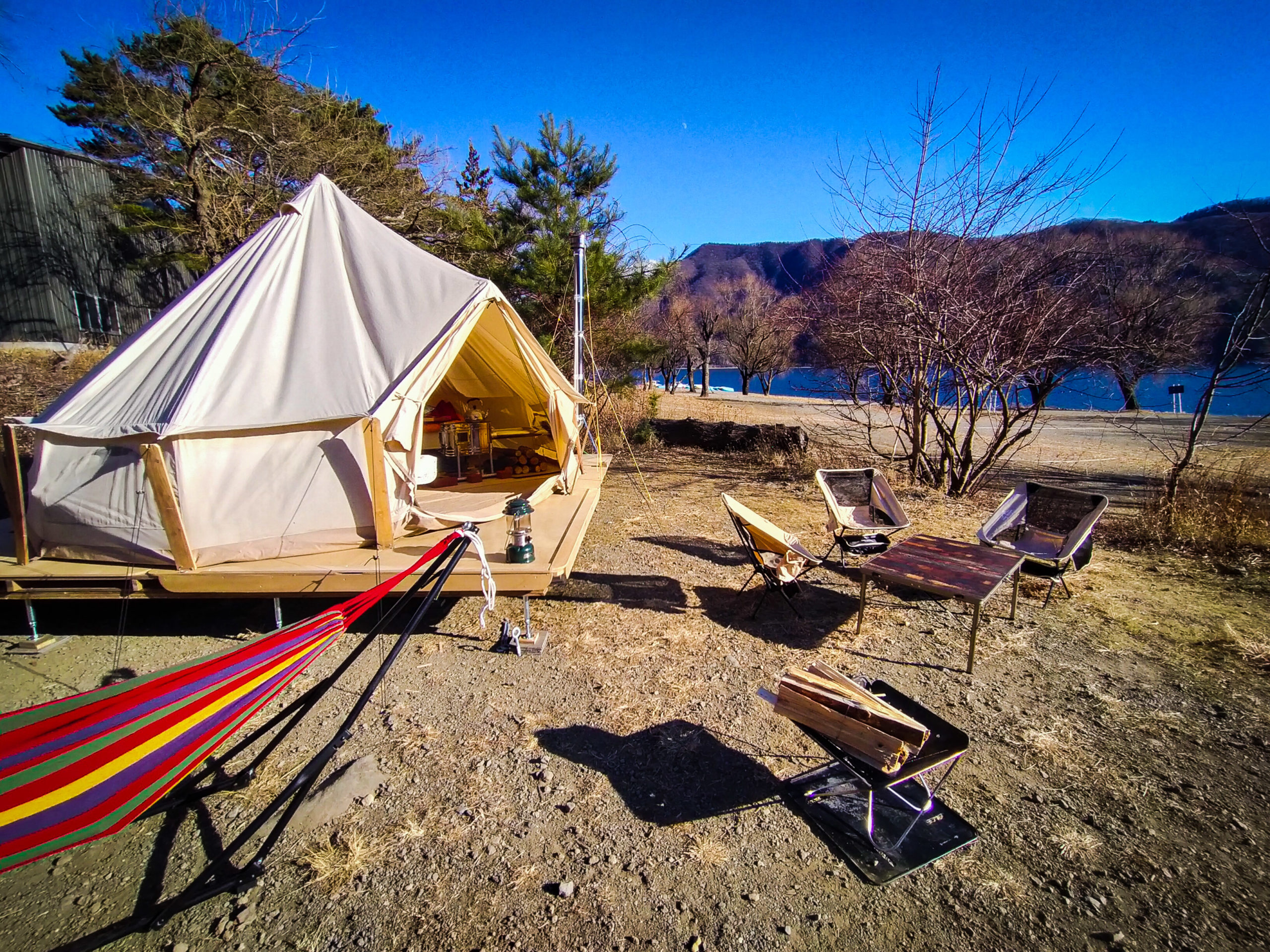 パオ型テントで手ぶらキャンプ Hamayouresort